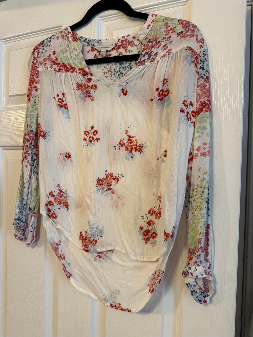 Lucky Brand White Floral V-Neck Blouse with Red and Blue Accents